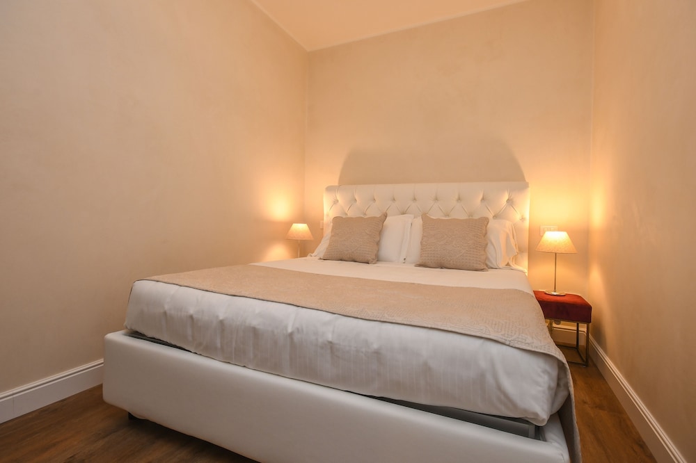 Suite (101) photo 1