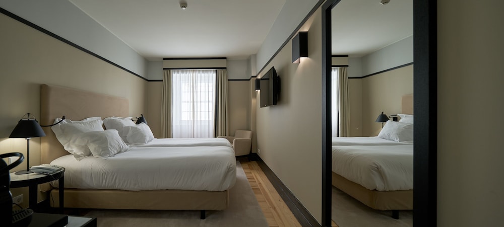 Twin Room (City Break) photo 3