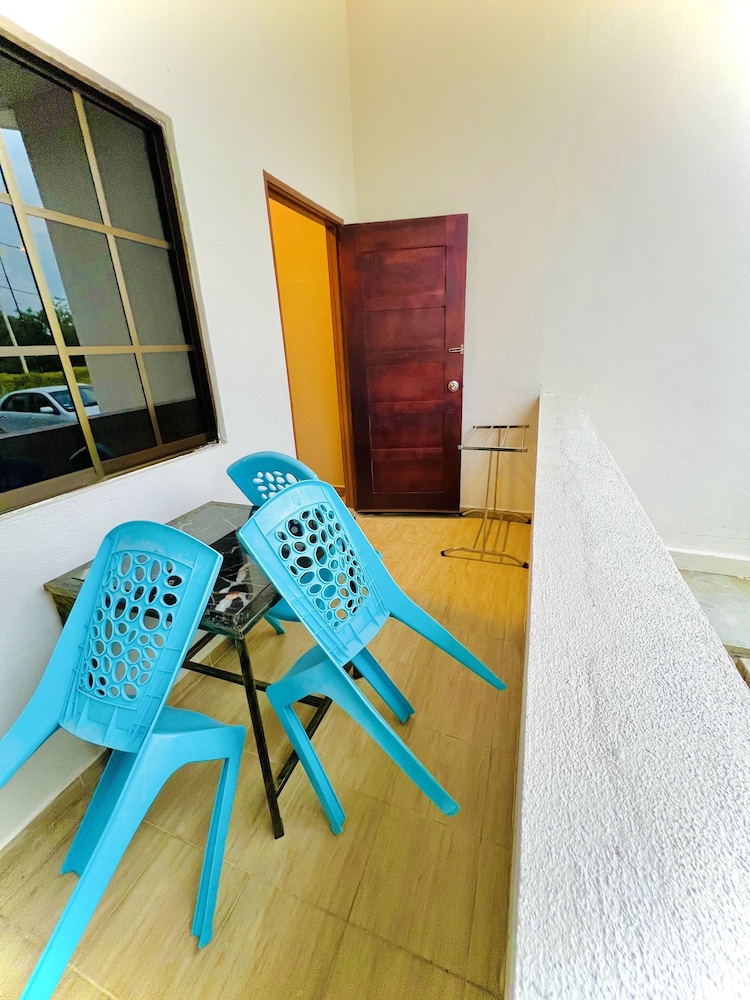 Family Room, 2 Queen Beds, Accessible, Balcony photo 2