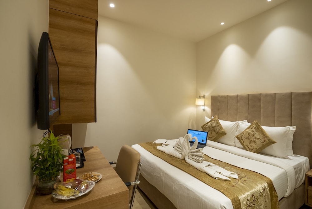 Deluxe Double Room - Photo 1