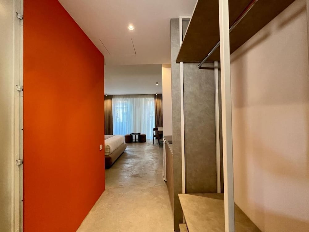 Studio Suite, Balcony, City View
