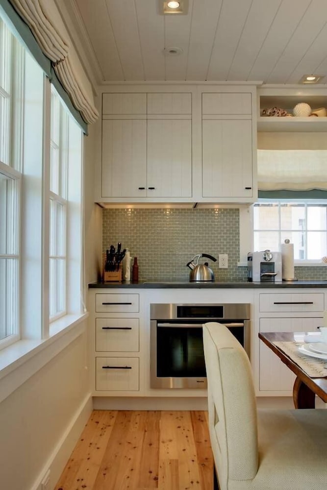 Luxury Cottage, 3 Bedrooms, Bluefin photo 3