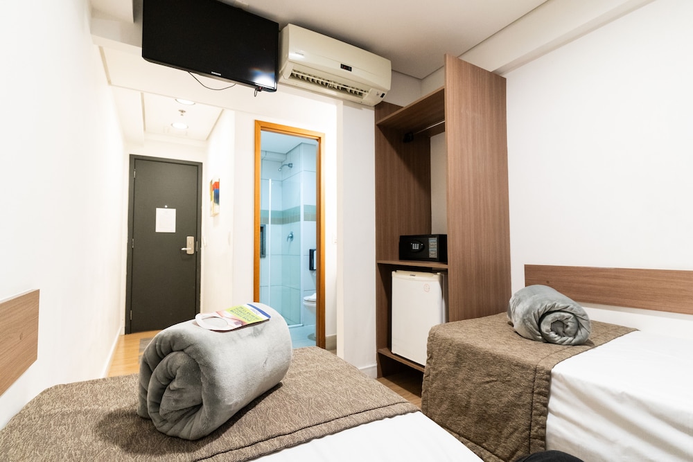 Standard Twin Room photo 1