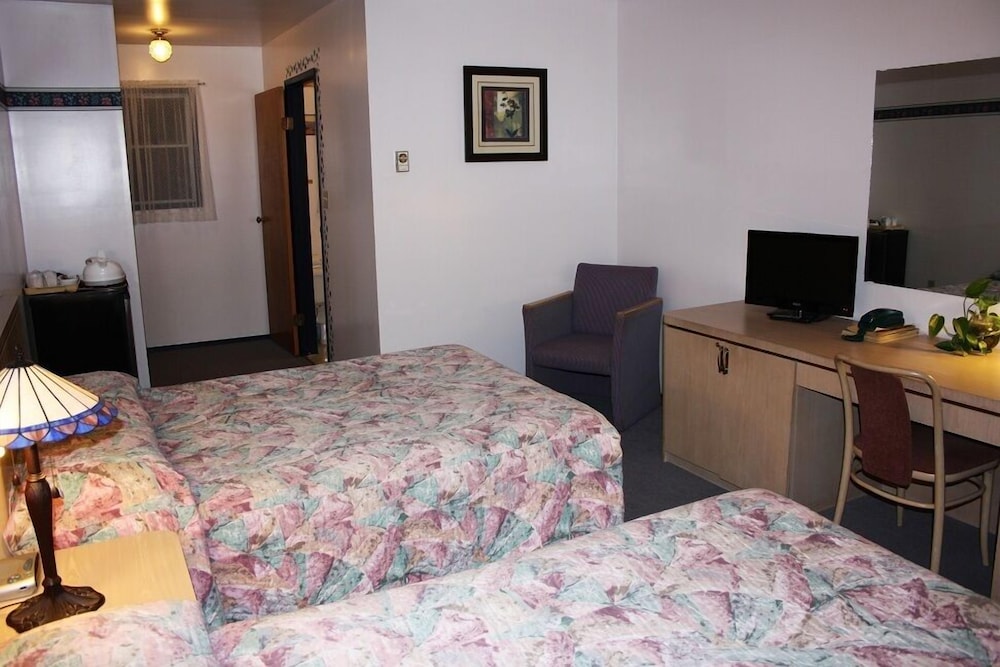 Standard Double Room, 2 Double Beds photo 2