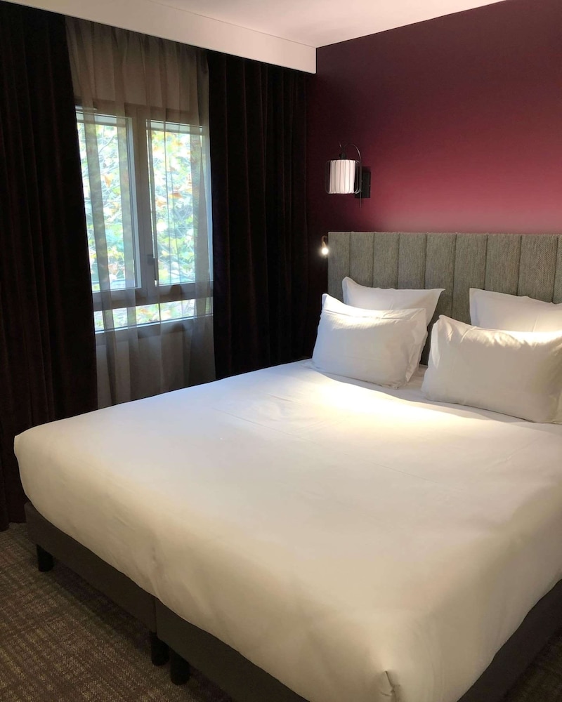 Classic Room, 1 Queen Bed, Non Smoking - Photo 7