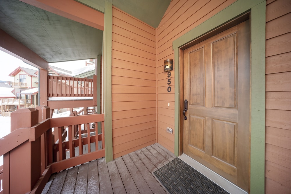 Townhome, 3 Bedrooms photo 2