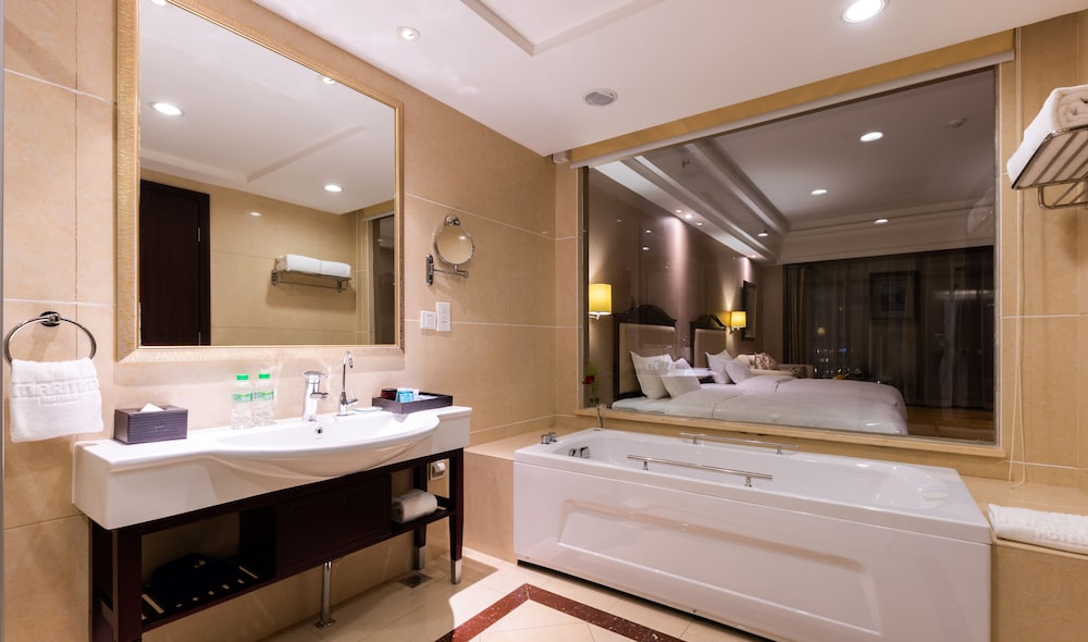 Superior Twin Room photo 3