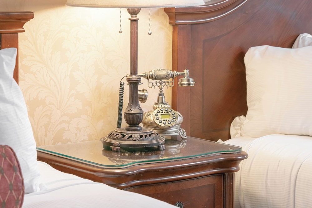 Standard Room, 2 Queen Beds photo 2