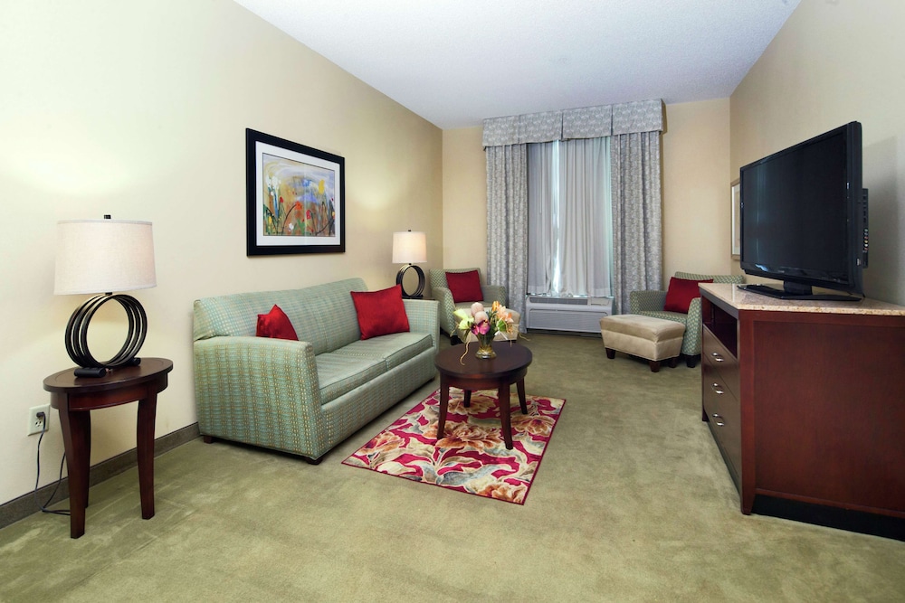 Suite, 1 King Bed - Photo 2