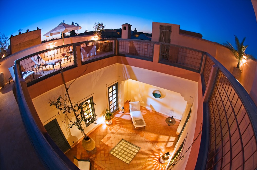 Luxury Suite