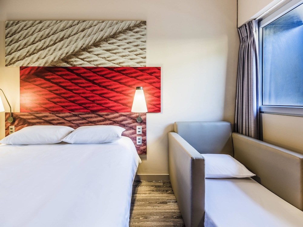 Standard Room, Multiple Beds photo 1