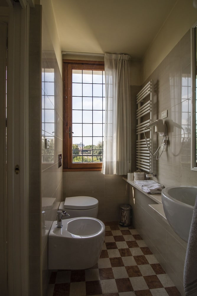 Panoramic Double Room, 1 King Bed, Terrace, City View photo 3
