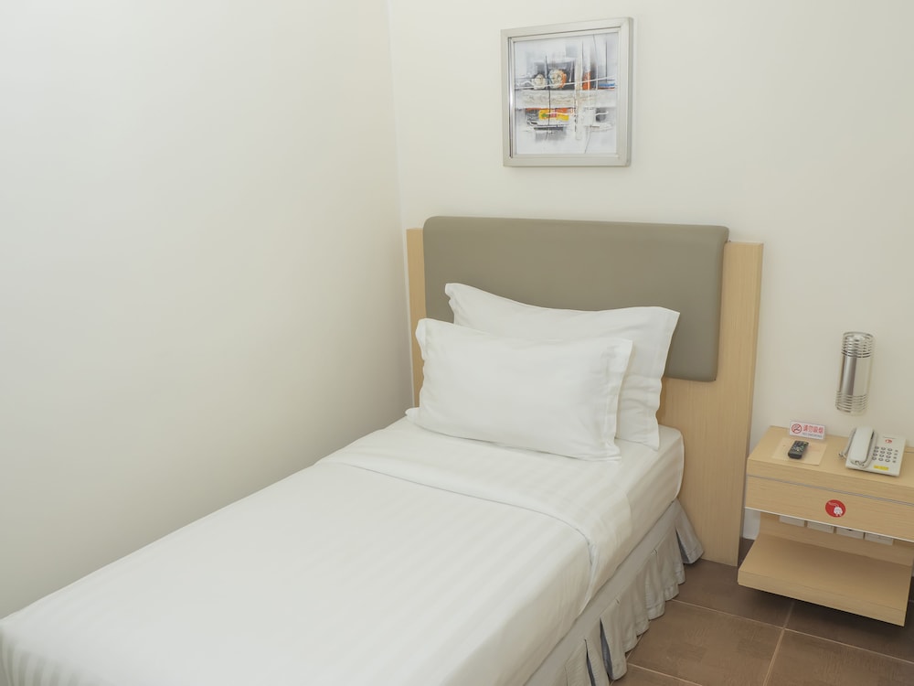 Standard Room photo 2