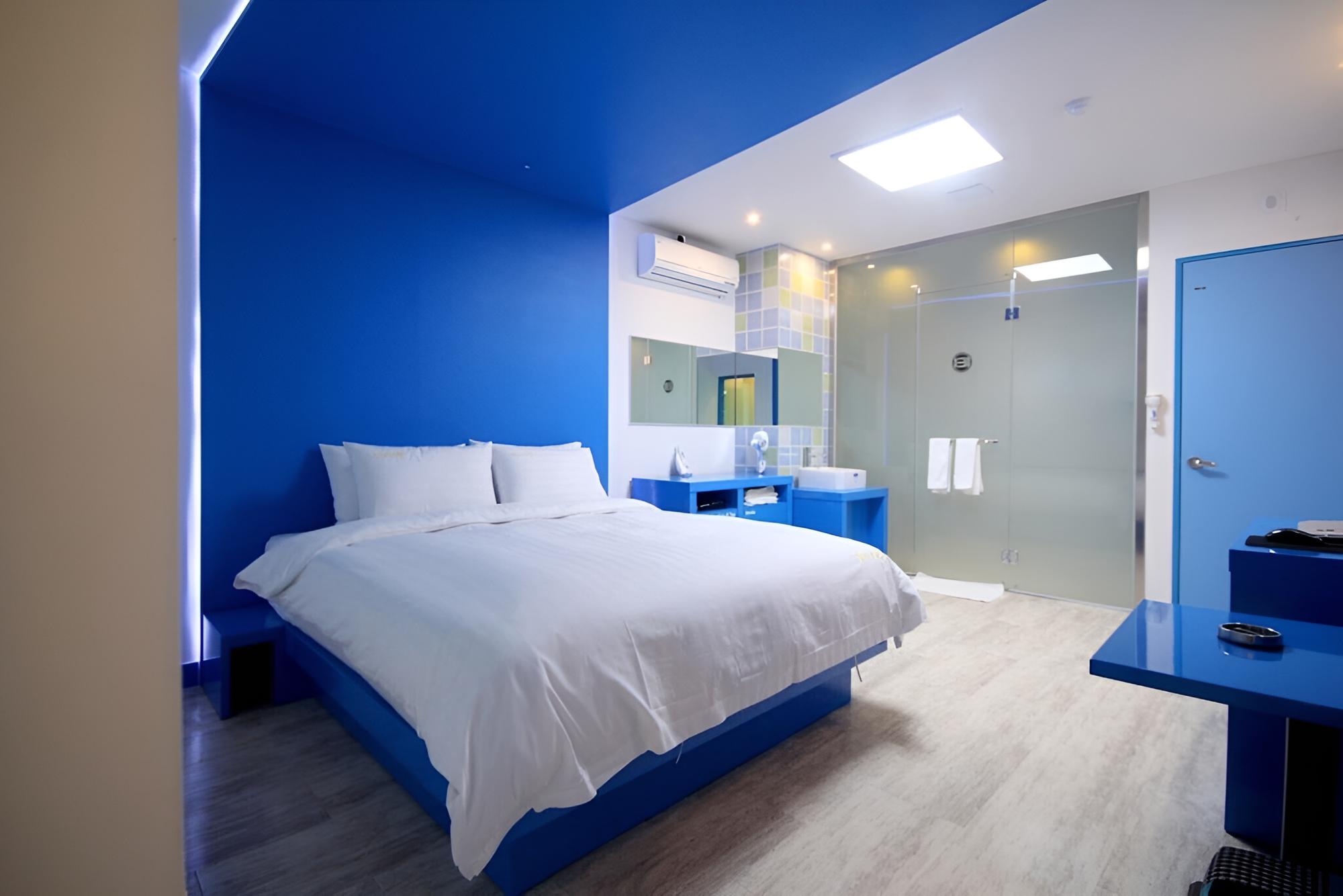 Room (Semi-special room (You can watch Netf) photo 1