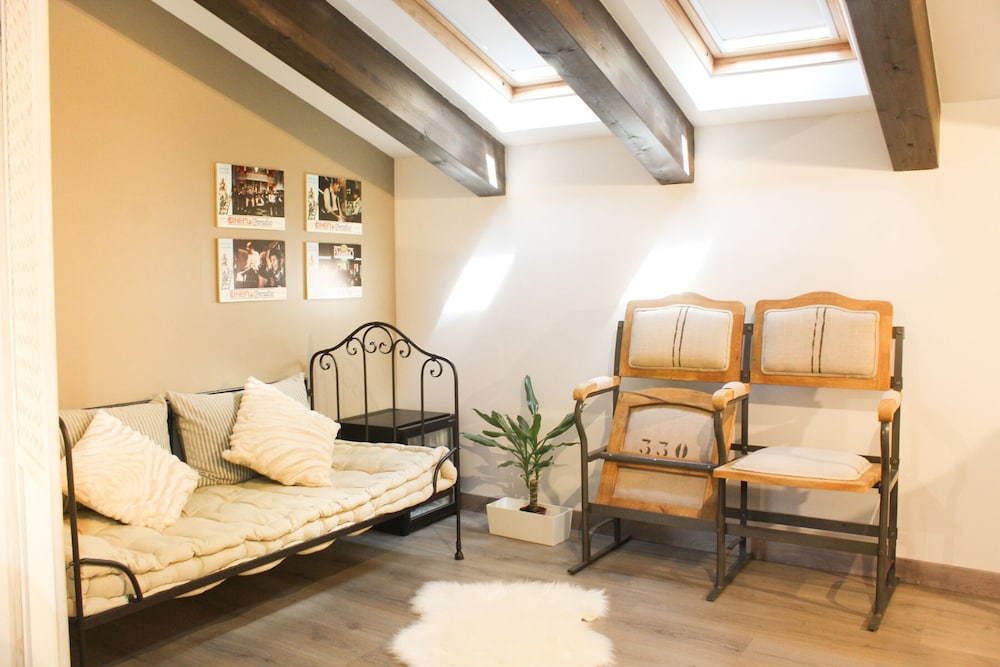 Double Room (Attic) photo 3