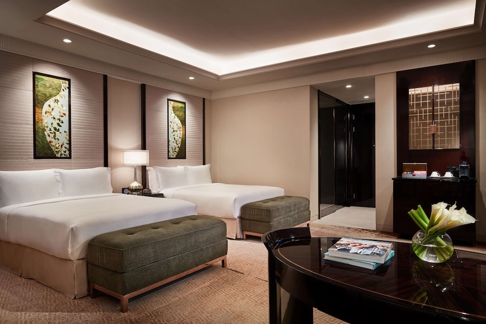 Room, 2 Queen Beds, Non Smoking