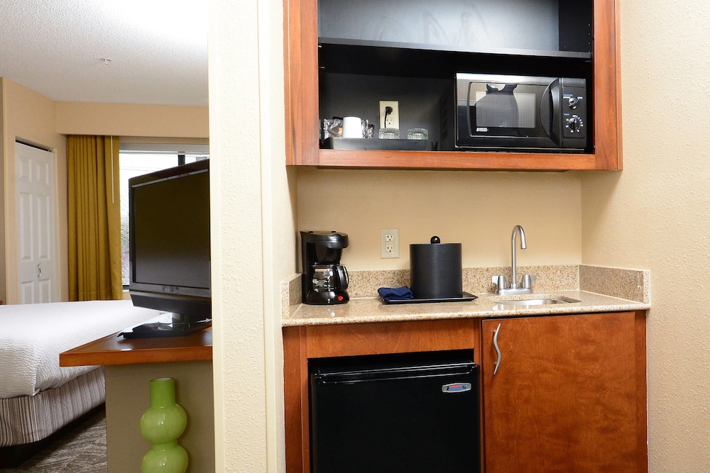 Studio, Multiple Beds (Hearing Accessible) photo 2