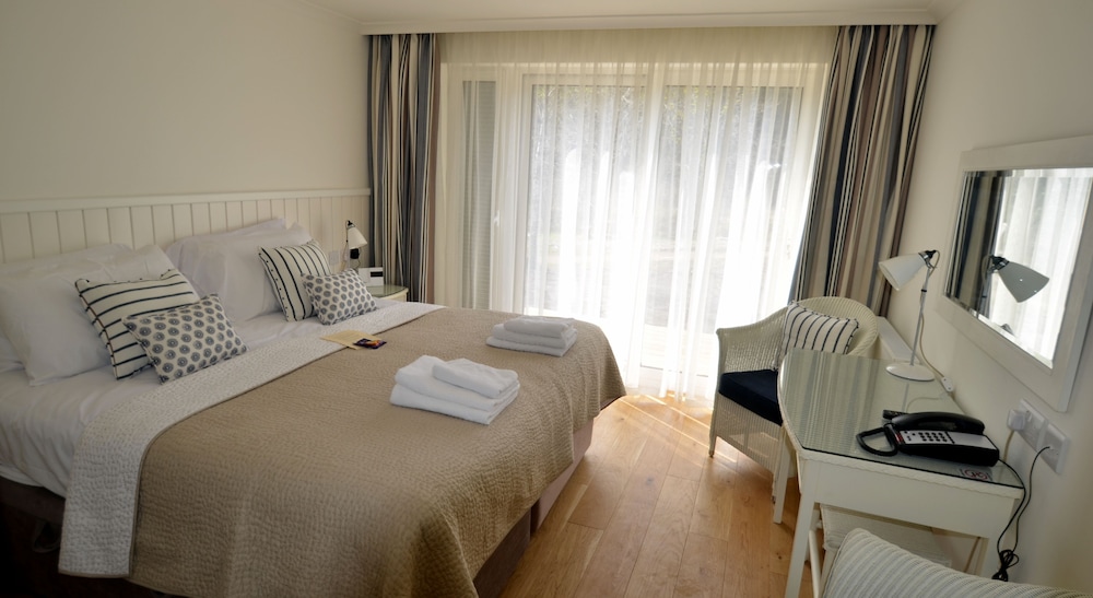 Deluxe Double or Twin Room, River View, Annex Building photo 2