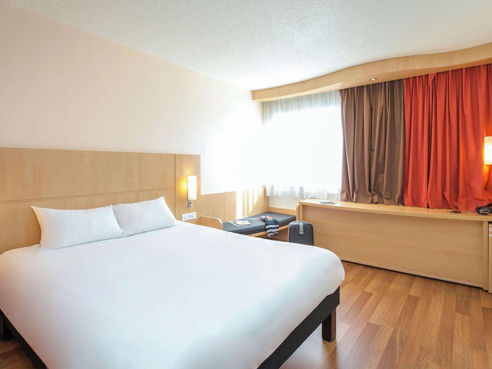 Standard Room, 1 Double Bed - Photo 6