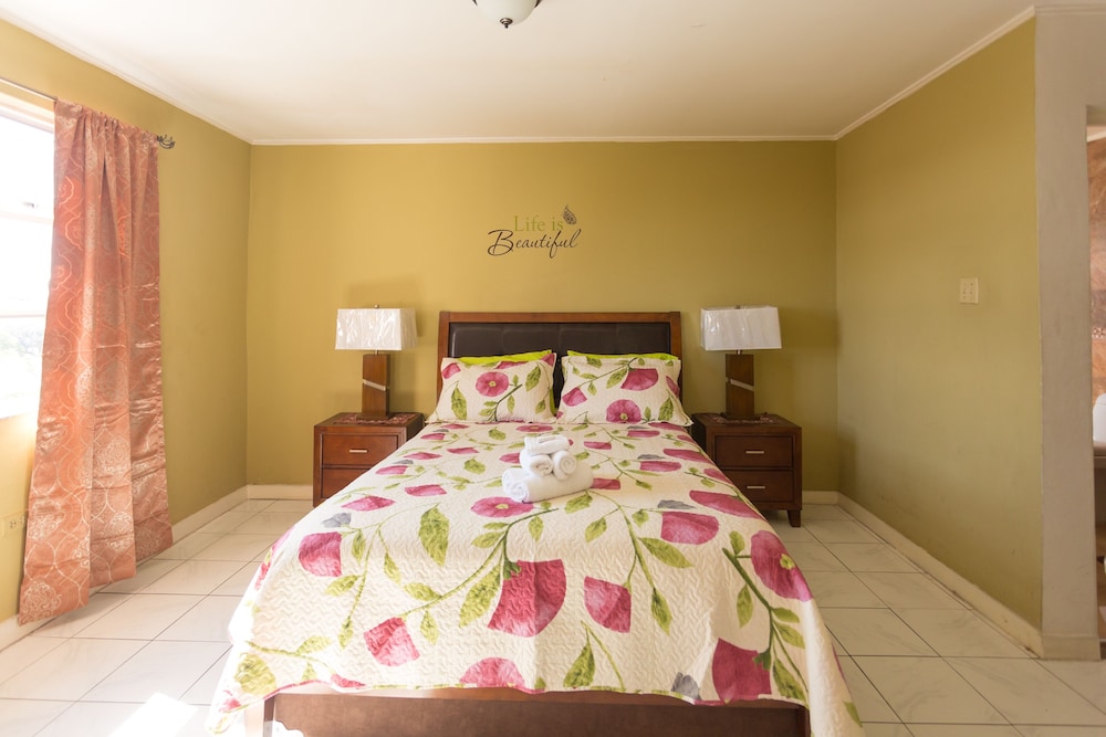 Family Apartment, Multiple Beds, Non Smoking