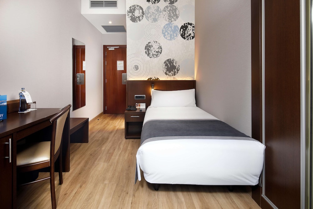 Single Room photo 3