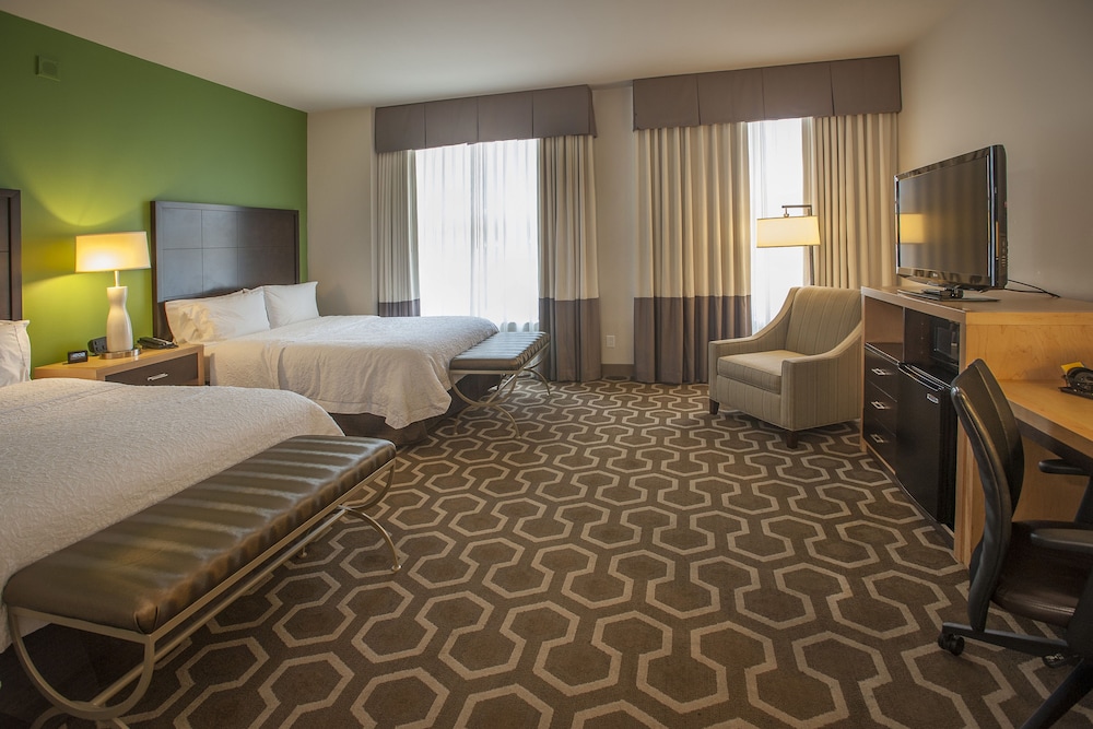 Two queen beds - Photo 10