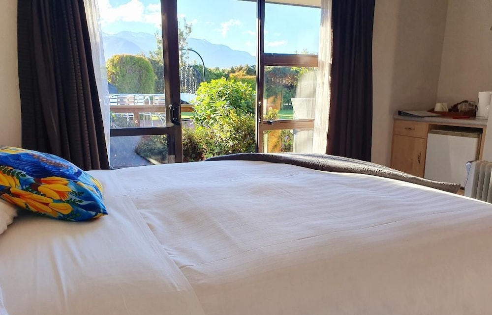 Double Room (Room 5) photo 2