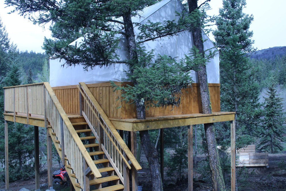 Deluxe Tree House, Mountain View, Mountainside photo 3