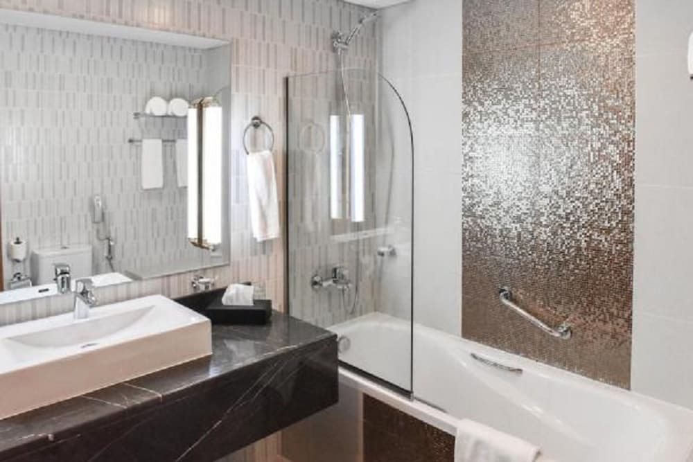 Executive Suite photo 2