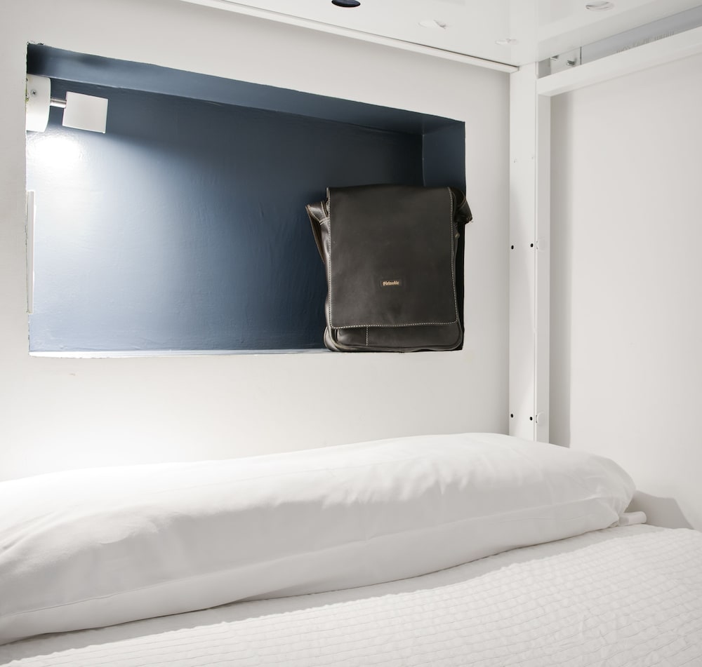 Shared Dormitory, Mixed Dorm, Shared Bathroom (4 beds)