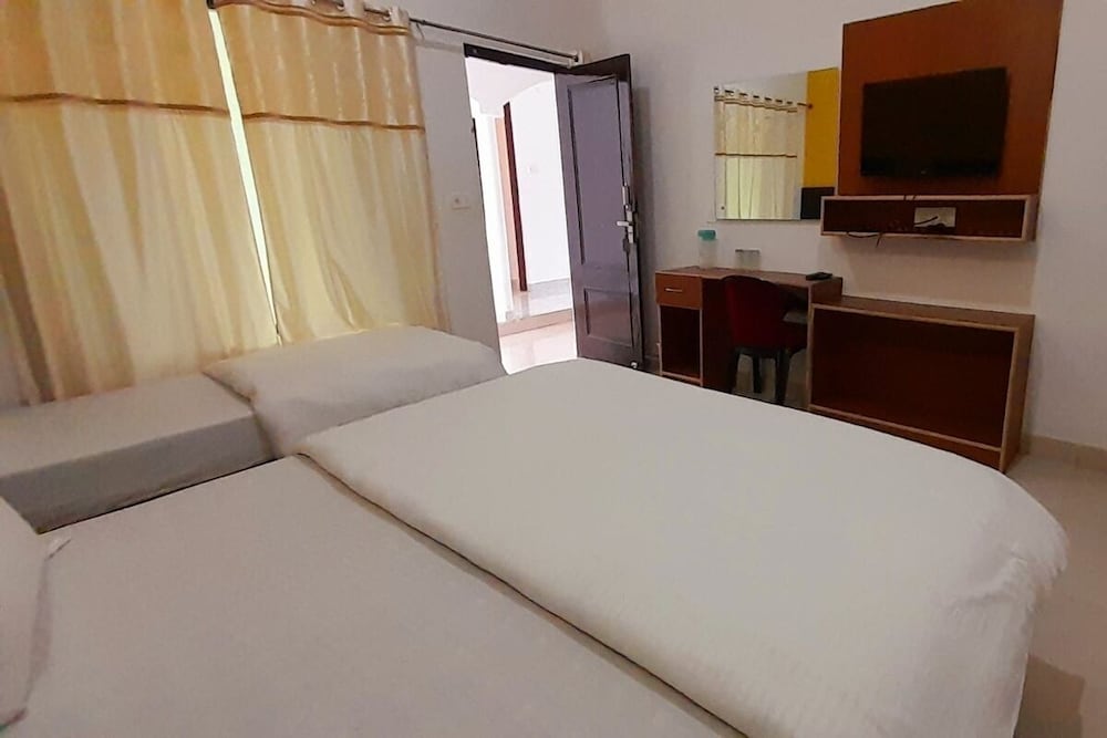 Deluxe Triple Room photo 2
