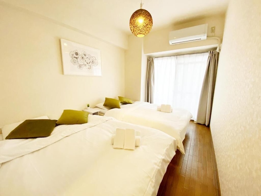 3 Bedroom Apartment with Balcony 301 photo 1
