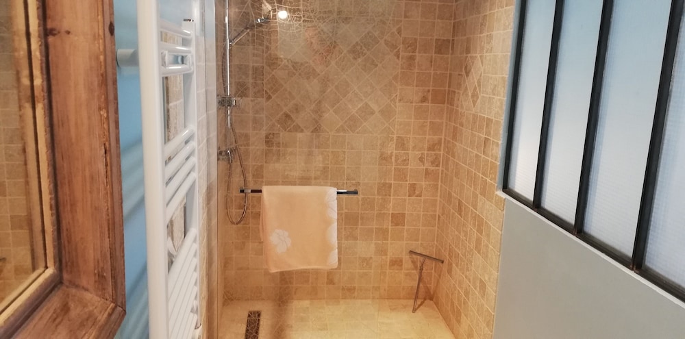 Family Duplex, 2 Bedrooms, Non Smoking, Garden View (Le Duplex) photo 3