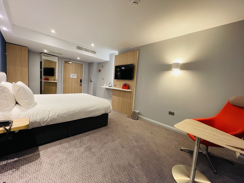 Holiday Inn Express Cheltenham, un Hotel IHG, Foto 3