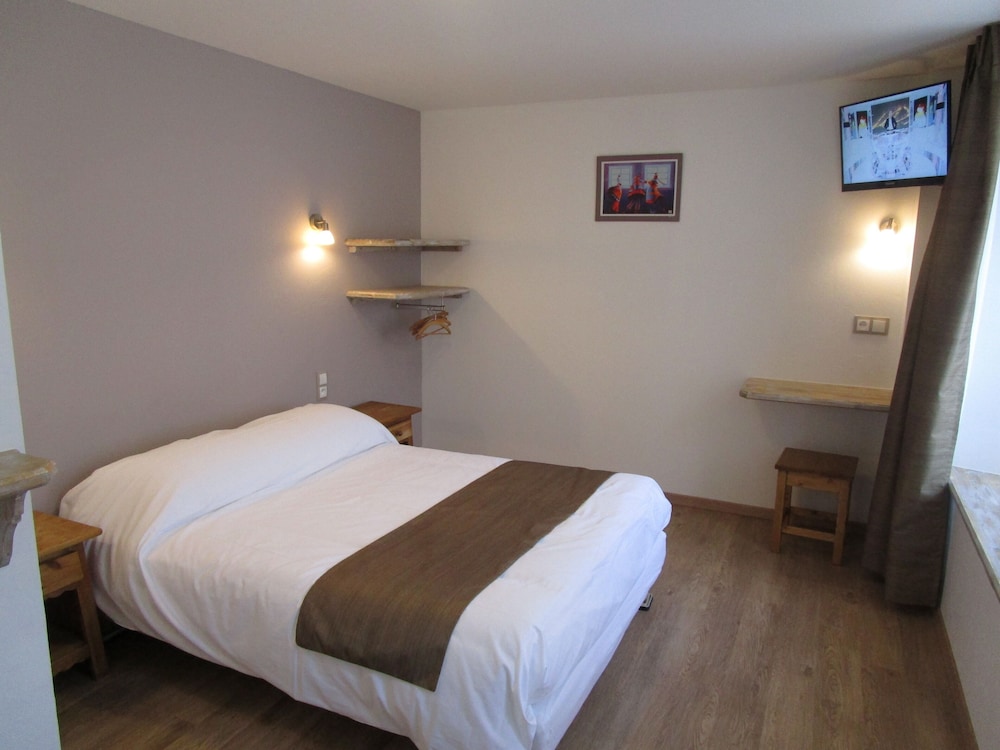 Room (5 persons) photo 3