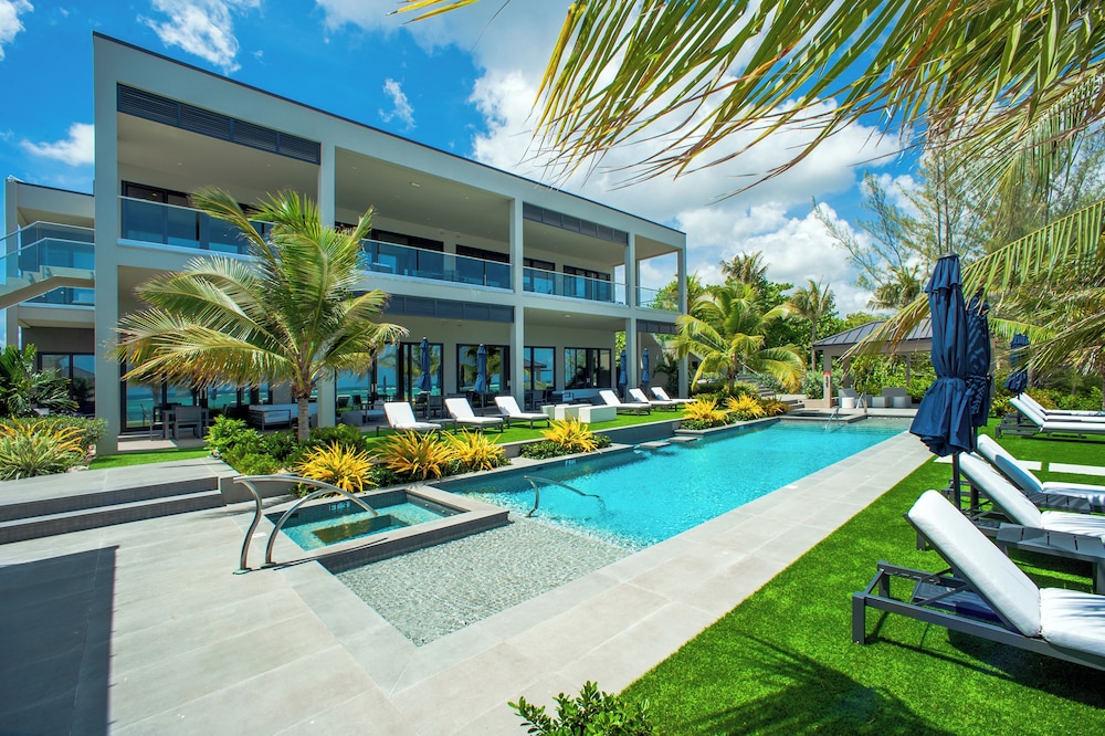 The Coconut Grove Suite - 2 Bedroom