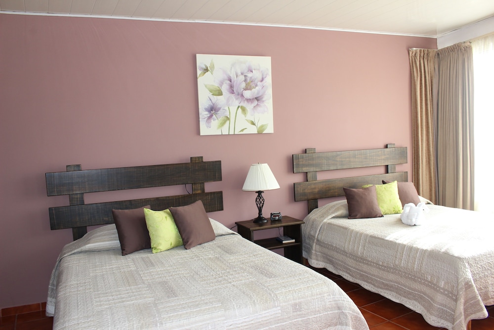 Standard Double Room, 2 Queen Beds, City View photo 1