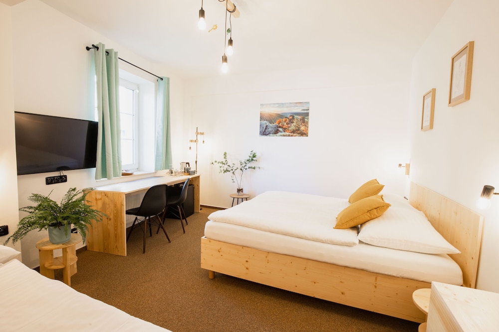 Superior Triple Room photo 2