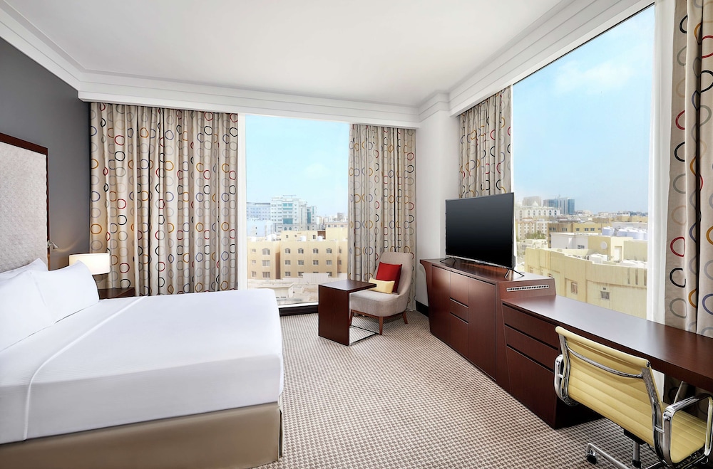 Suite, 1 Bedroom - Photo 1