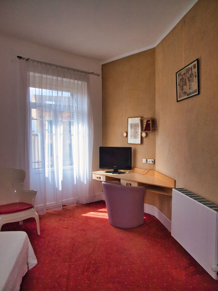 Classic Twin Room, Non Smoking, City View photo 1