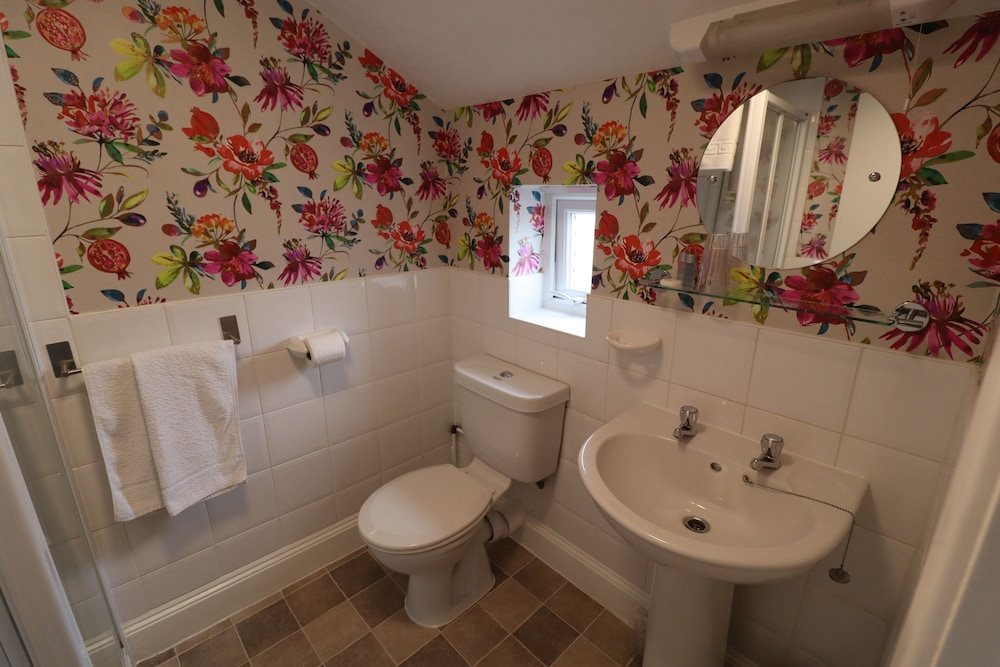 Family Room (sleeps 3) photo 2