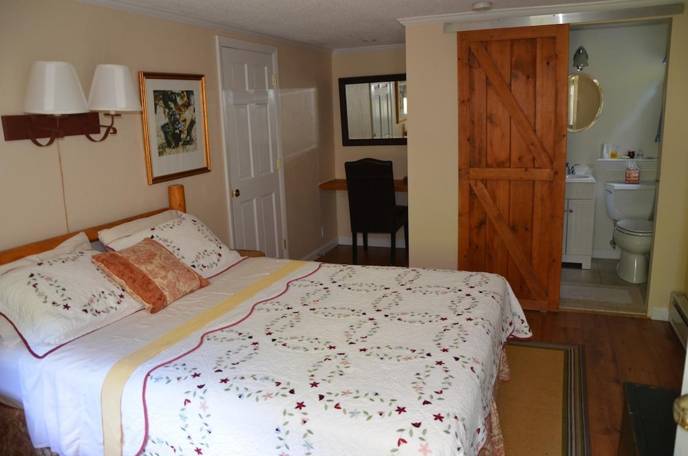 Dove's Hideaway