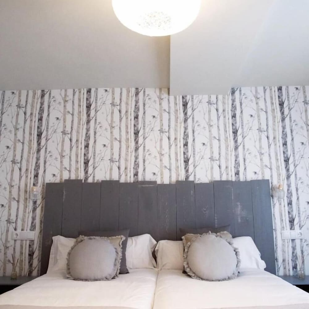 Standard Twin Room photo 2