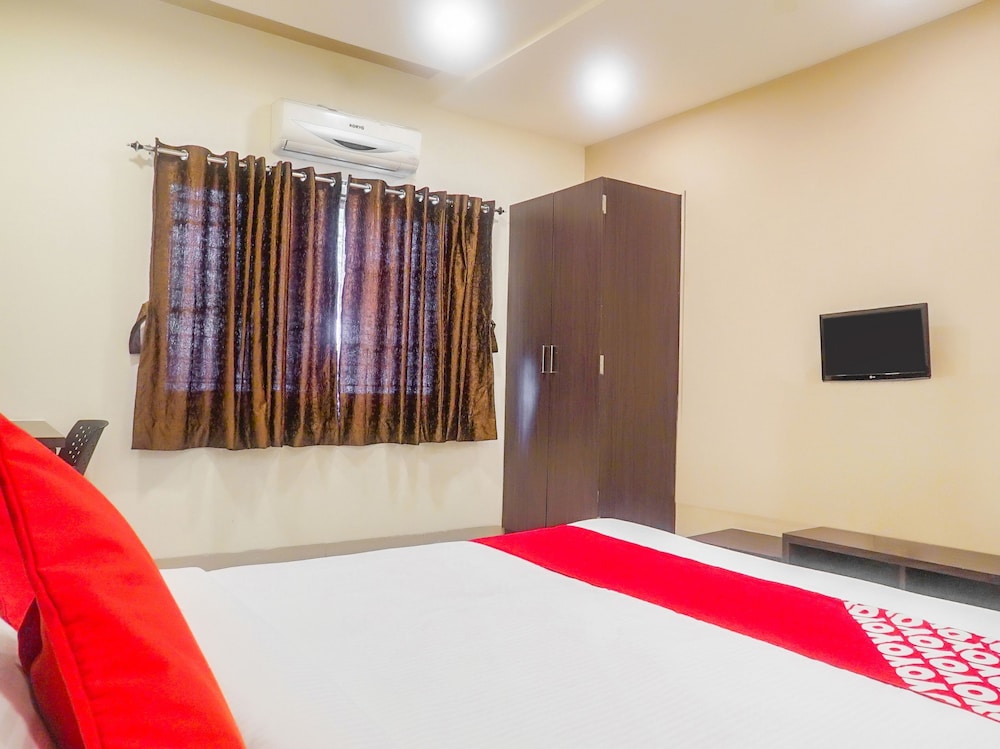 Standard Double or Twin Room, 1 Double Bed, Smoking photo 2