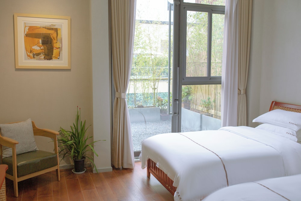Deluxe Twin Room, Patio