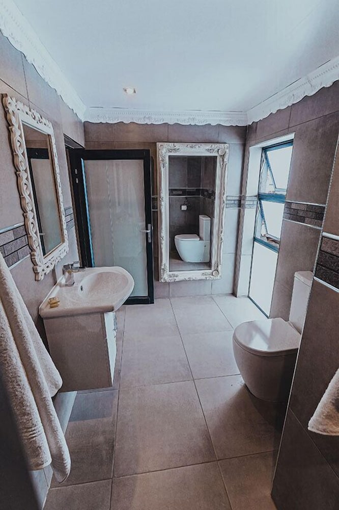 Executive Suite, 1 Bedroom photo 3