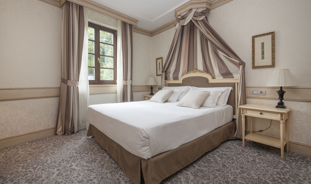 Traditional Double Room Single Use photo 2
