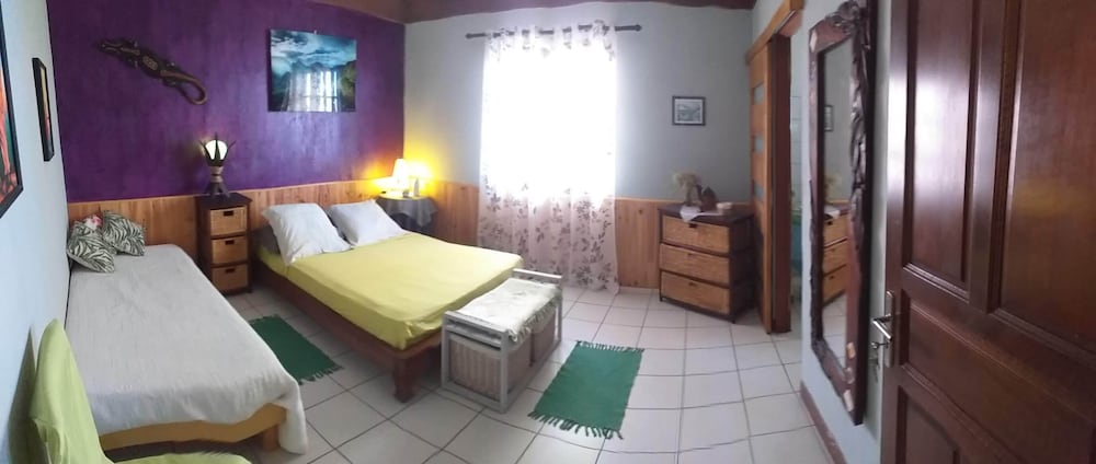 Room, Multiple Beds, Non Smoking