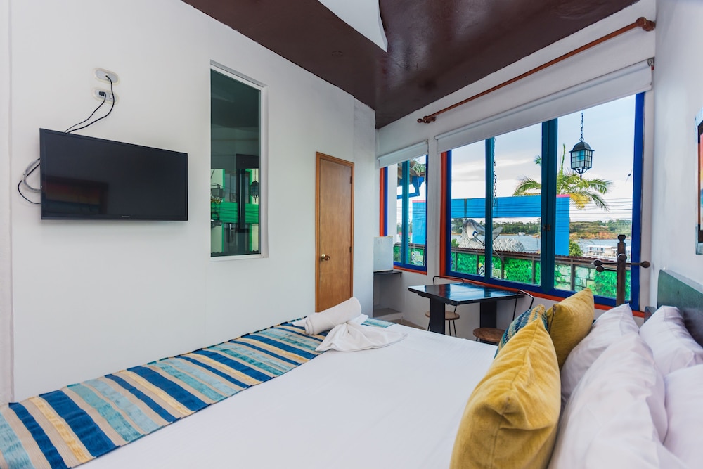 Deluxe Room - Photo 1