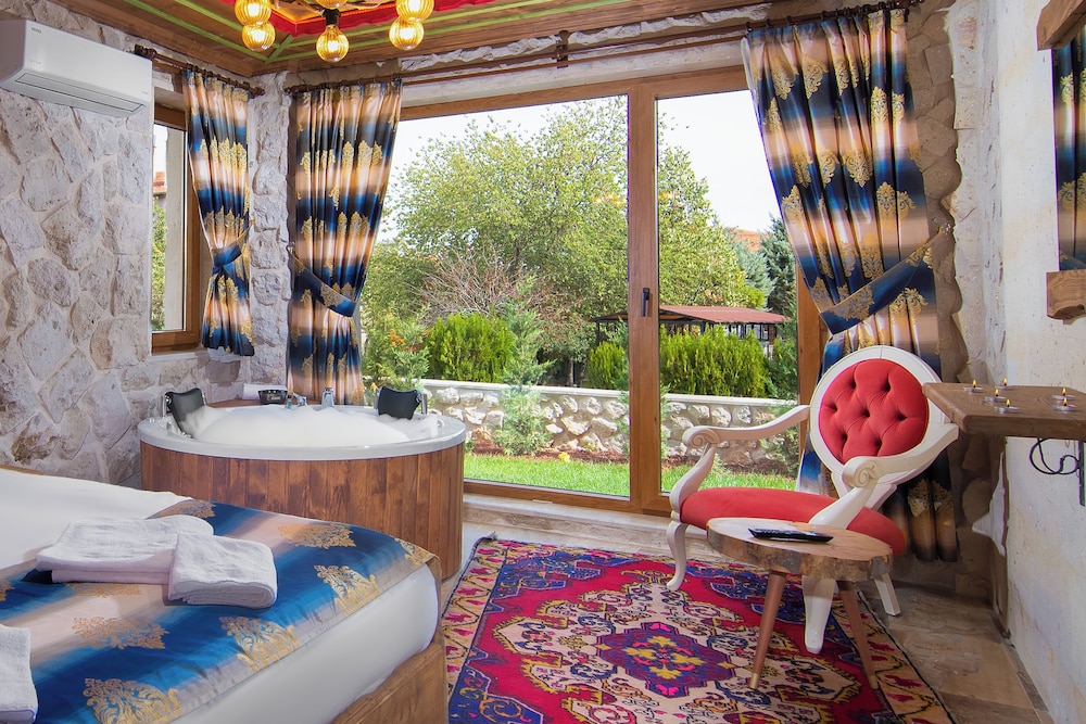 Royal Suite photo 3